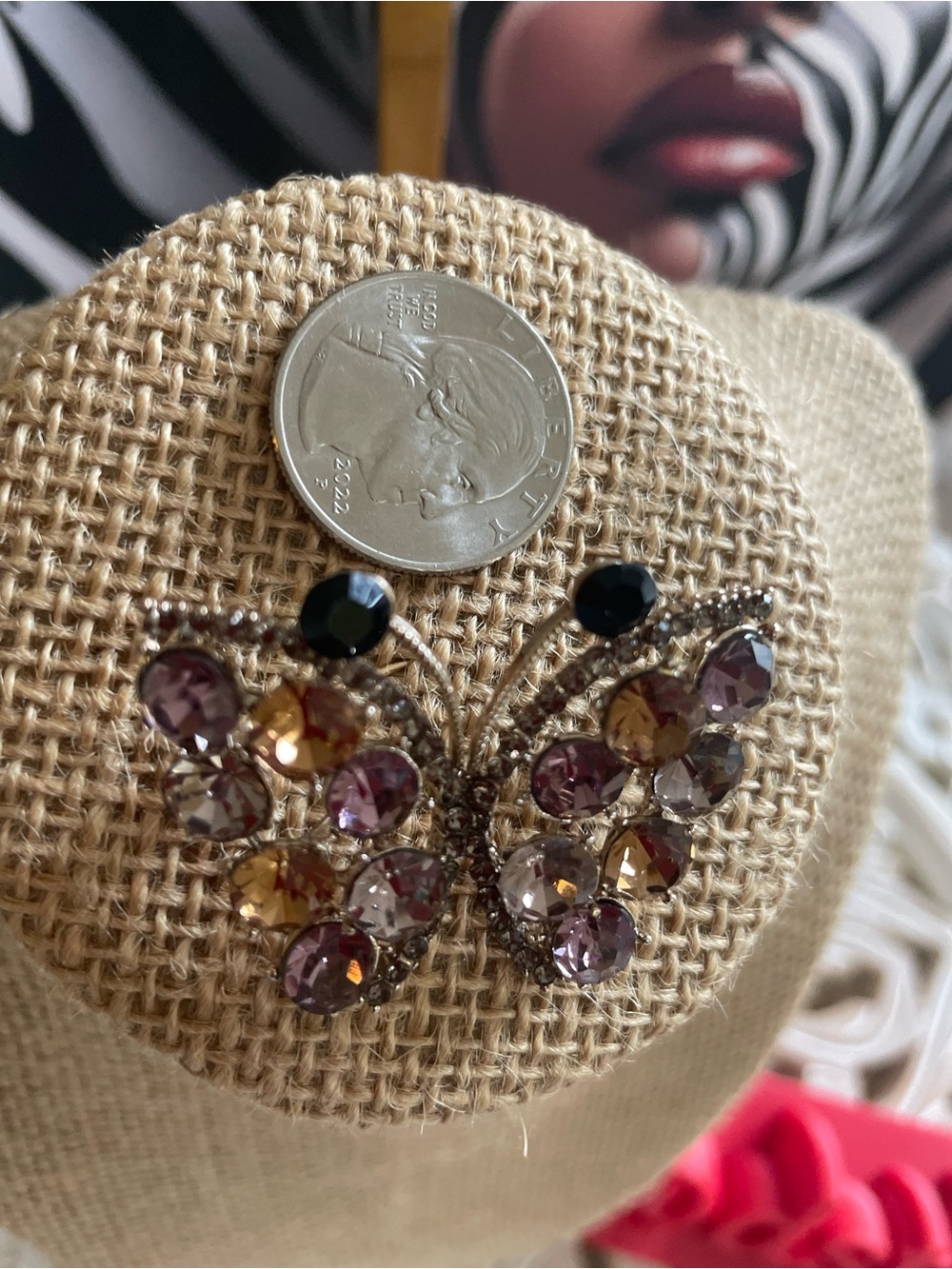 💥Crystal Butterfly Brooch in Purple, Gold, Black and Silver-Tone Accents - Picture 5 of 6